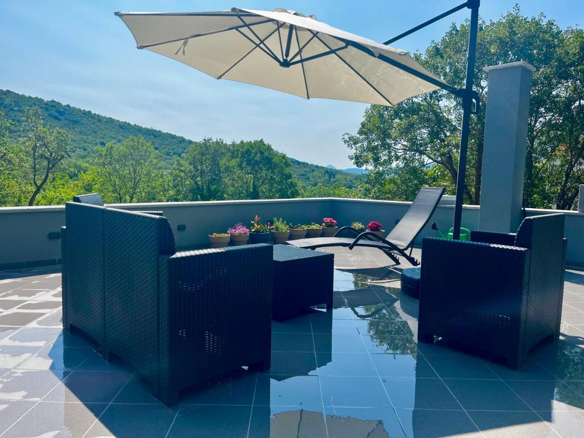 Luxury Villa Andrea Vrzika In Forest Near The Sea Zagvozd Zewnętrze zdjęcie