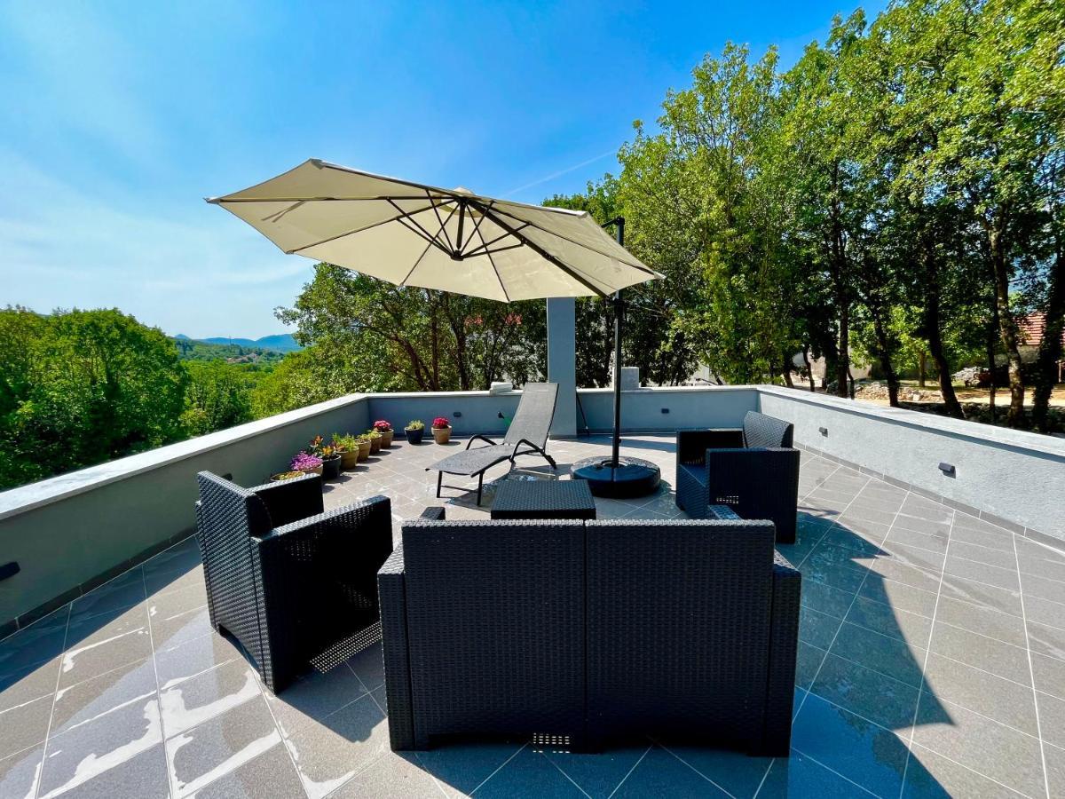 Luxury Villa Andrea Vrzika In Forest Near The Sea Zagvozd Zewnętrze zdjęcie