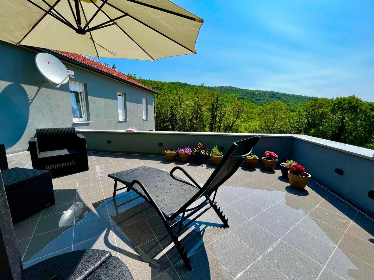 Luxury Villa Andrea Vrzika In Forest Near The Sea Zagvozd Zewnętrze zdjęcie