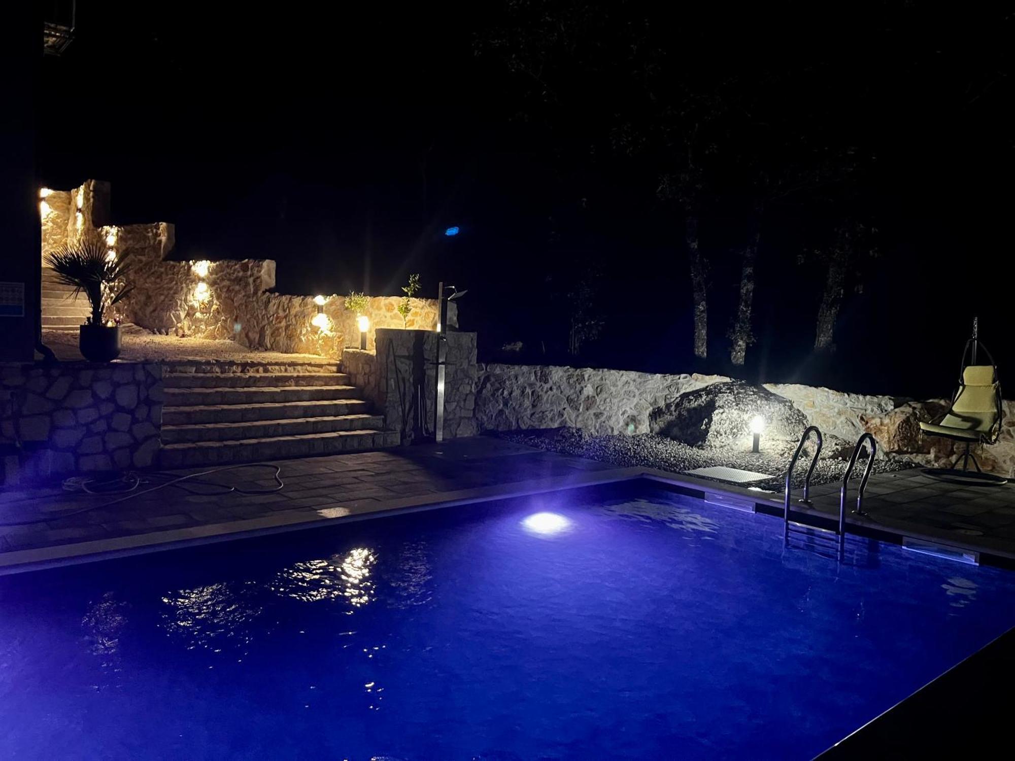 Luxury Villa Andrea Vrzika In Forest Near The Sea Zagvozd Zewnętrze zdjęcie
