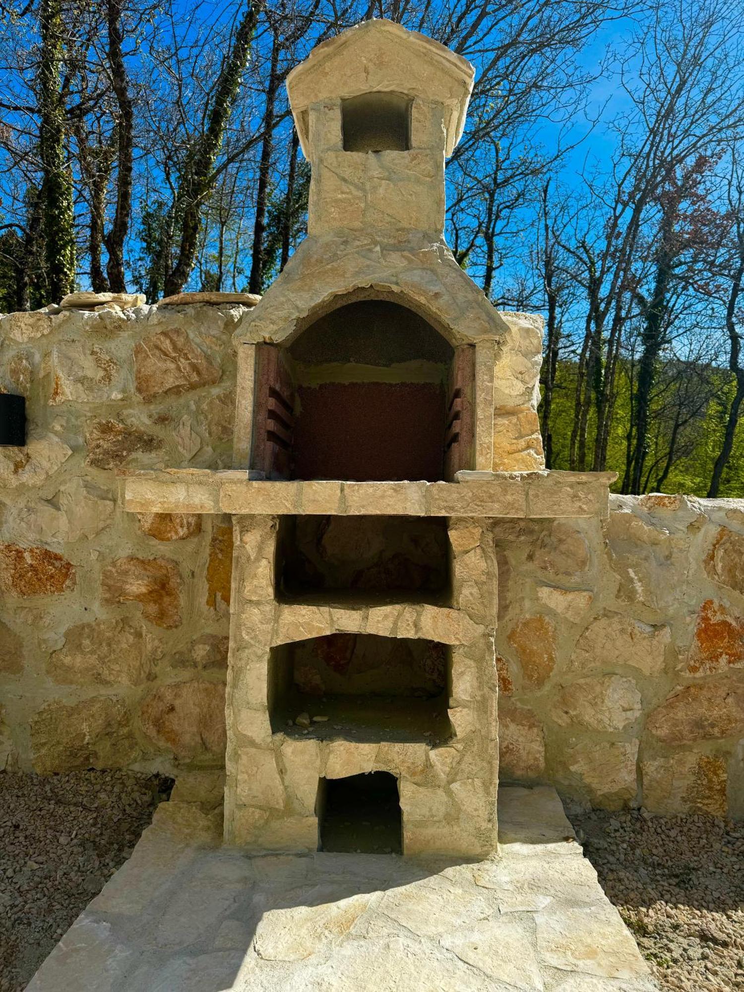 Luxury Villa Andrea Vrzika In Forest Near The Sea Zagvozd Zewnętrze zdjęcie